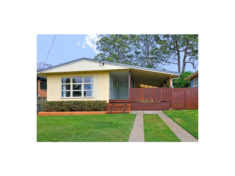15 Curfew Street, Upper Mount Gravatt QLD 4122