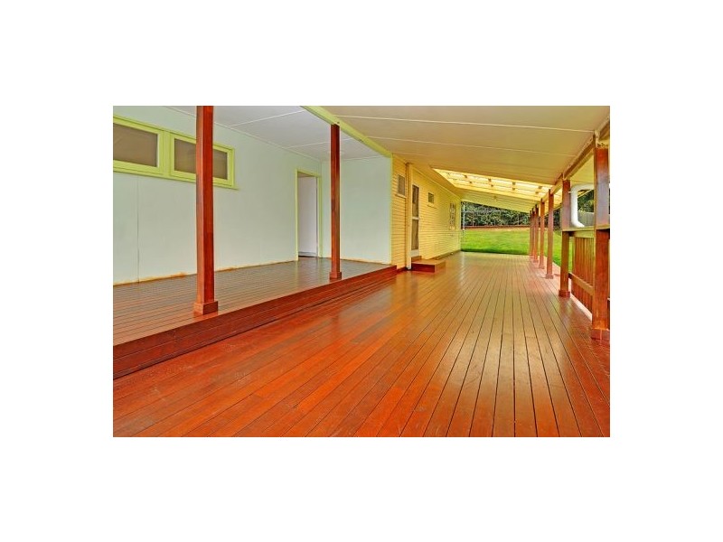 15 Curfew Street, Upper Mount Gravatt QLD 4122