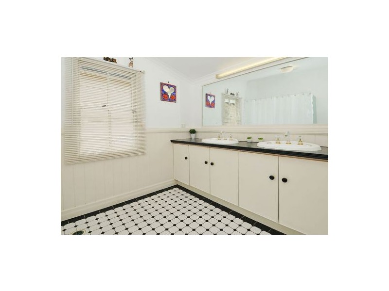 44 Withington St, East Brisbane QLD 4169