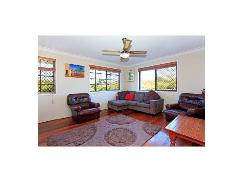 29   Conifer Street, Daisy Hill QLD 4127