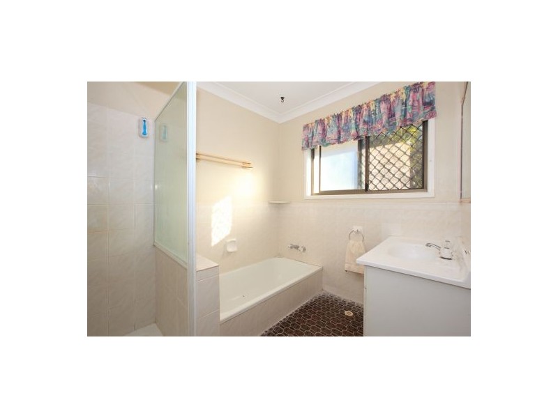 29   Conifer Street, Daisy Hill QLD 4127