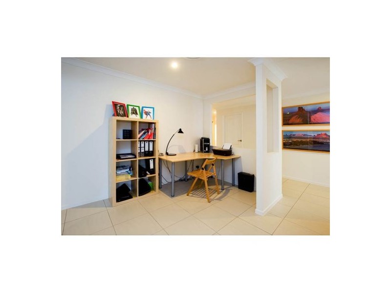 9 Nanny Shailer St, Daisy Hill QLD 4127