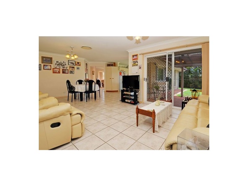 20 Delacroix Pl, Mackenzie QLD 4156