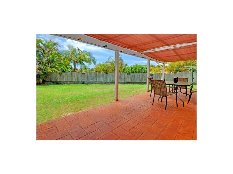 20 Delacroix Pl, Mackenzie QLD 4156