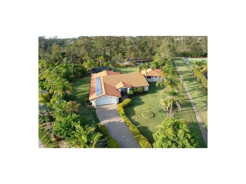 6 The Chase, Forestdale QLD 4118