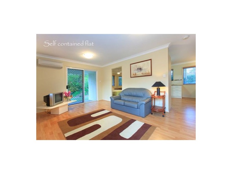 6 The Chase, Forestdale QLD 4118