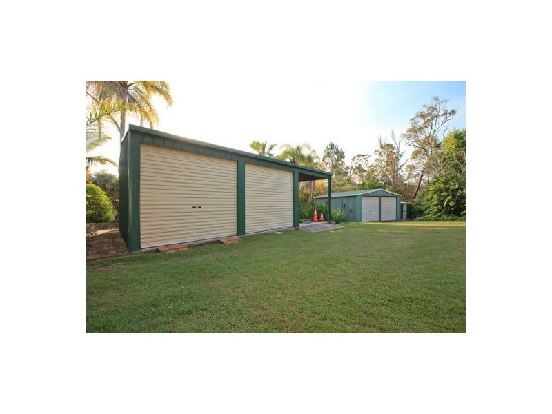 6 The Chase, Forestdale QLD 4118