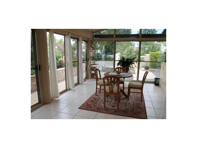 7 Dominion Place, Eight Mile Plains QLD 4113
