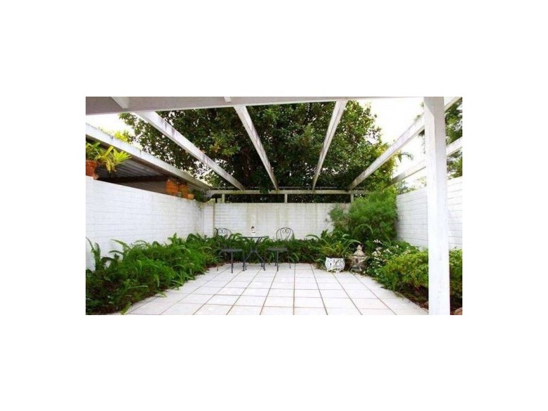 22 Shirland Street, Macgregor QLD 4109