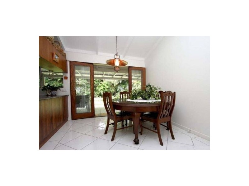 22 Shirland Street, Macgregor QLD 4109