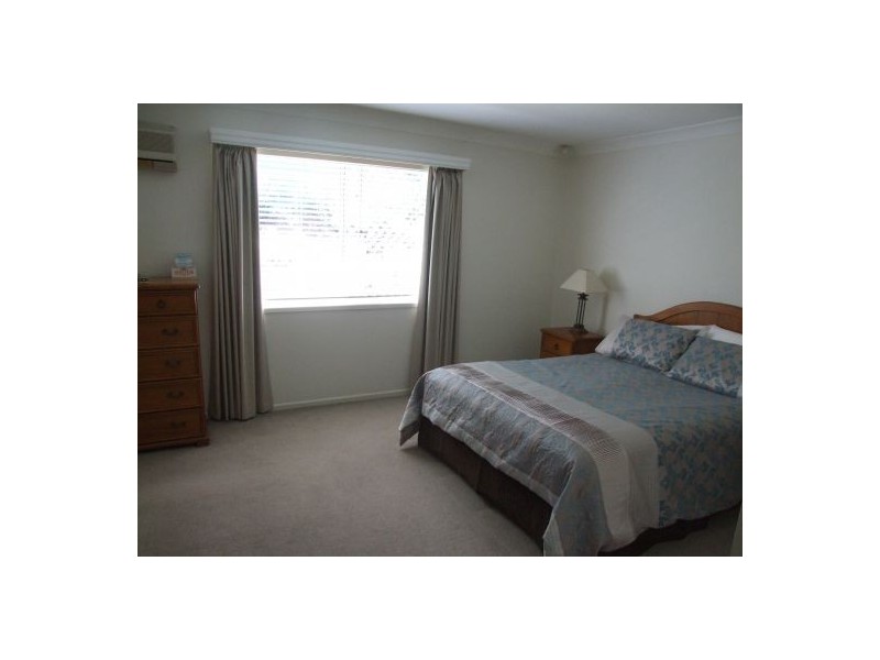 10 Naretha Crt, Carindale QLD 4152