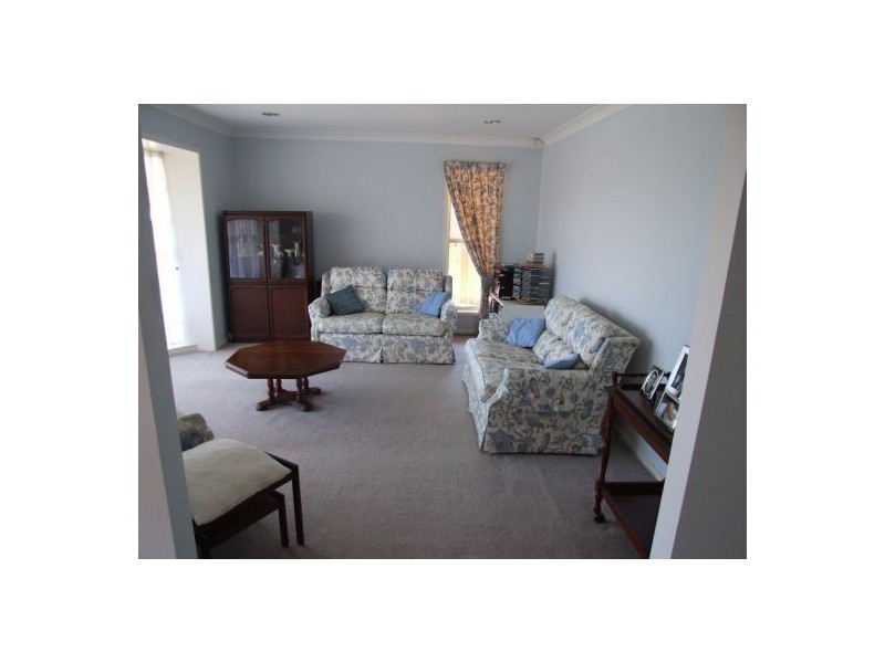 10 Naretha Crt, Carindale QLD 4152