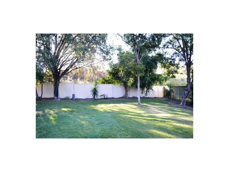 5 Agate Street, Camp Hill QLD 4152
