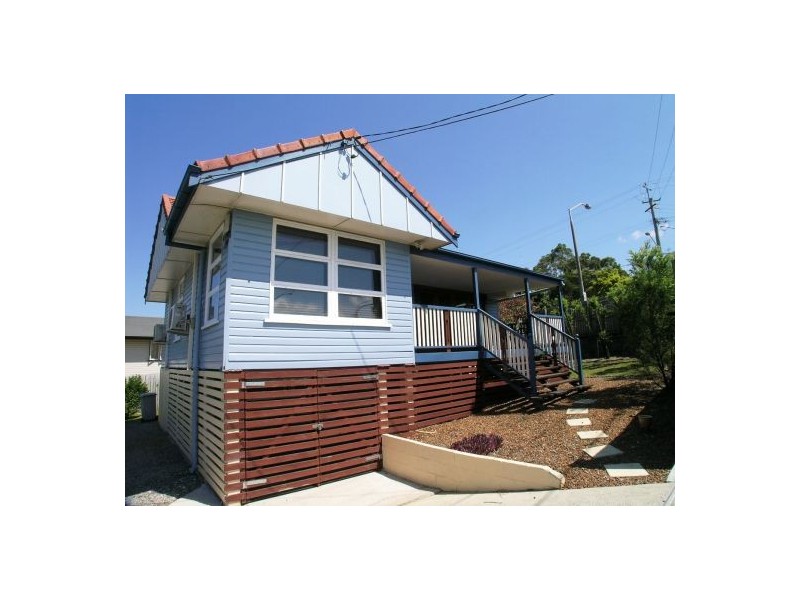 241 Newnham Road, Mount Gravatt East QLD 4122