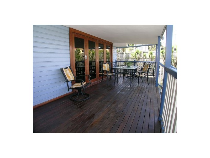 241 Newnham Road, Mount Gravatt East QLD 4122