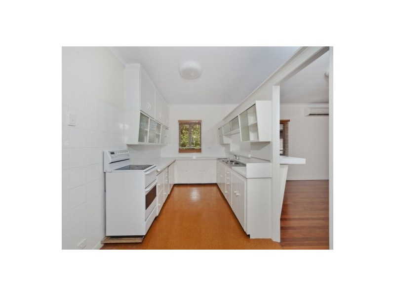81 Douglas Street, Greenslopes QLD 4120