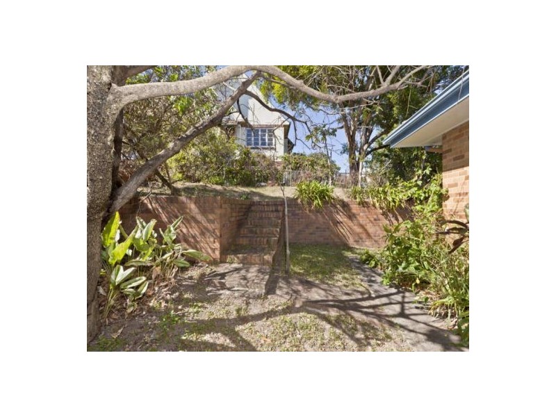 81 Douglas Street, Greenslopes QLD 4120