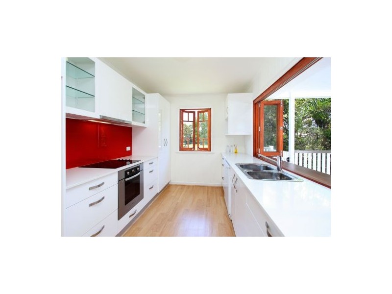 15 Burke Street, Coorparoo QLD 4151