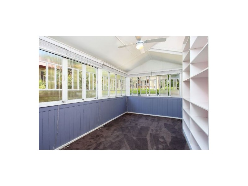 15 Burke Street, Coorparoo QLD 4151