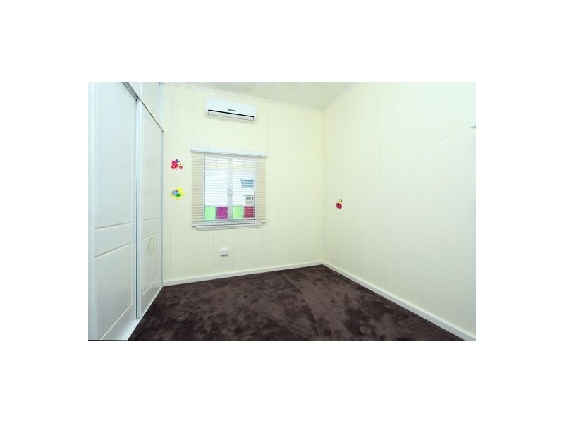 15 Burke Street, Coorparoo QLD 4151