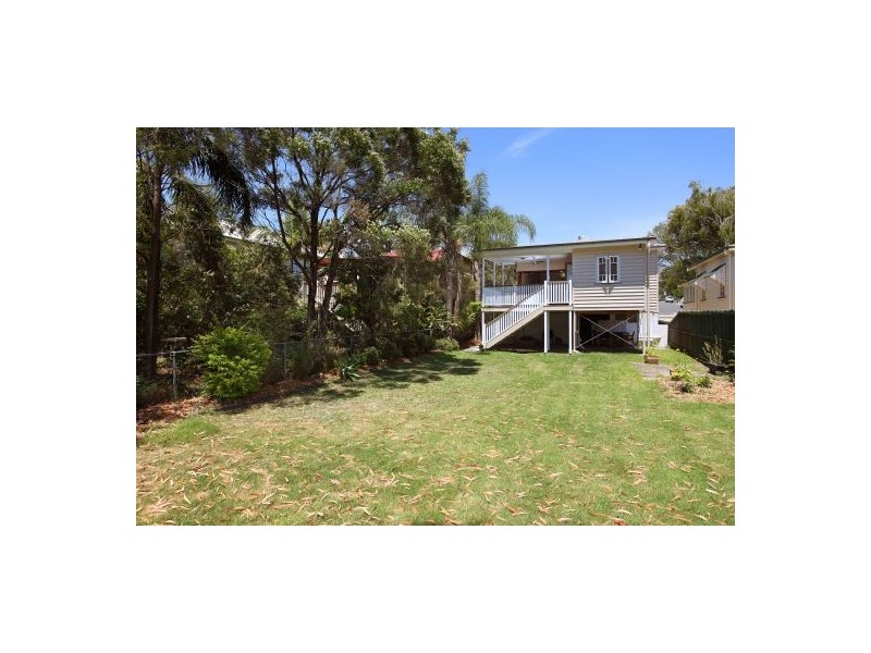 15 Burke Street, Coorparoo QLD 4151