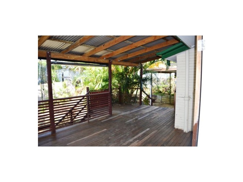 150 Bapaume Road, Holland Park QLD 4121