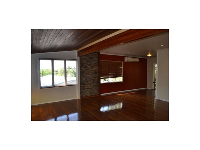 150 Bapaume Road, Holland Park QLD 4121