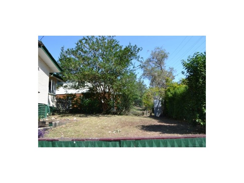 150 Bapaume Road, Holland Park QLD 4121