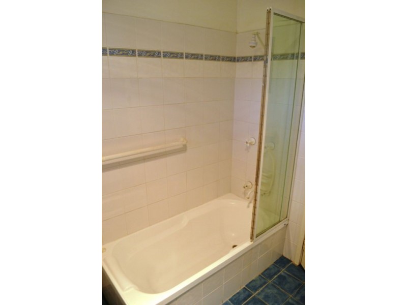 2 Zetland Street, Upper Mount Gravatt QLD 4122