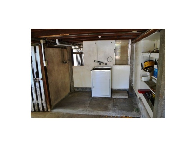 53 Pembroke Street, Carina QLD 4152