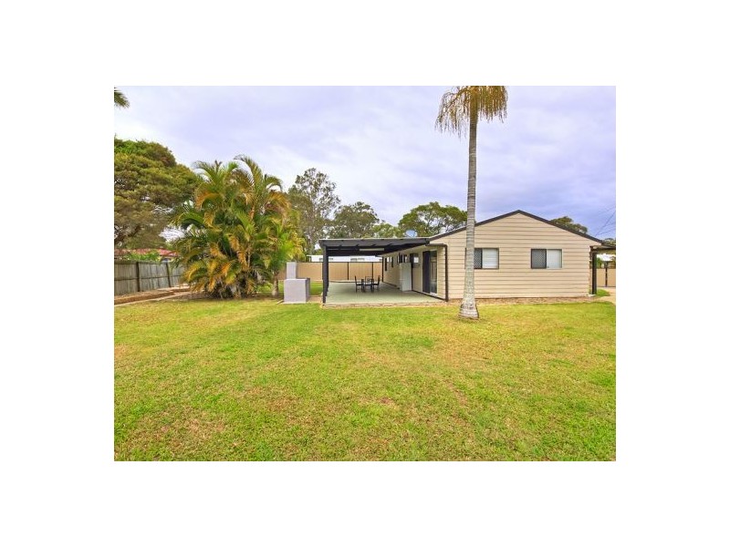 15 Christopher Ct, Eagleby QLD 4207