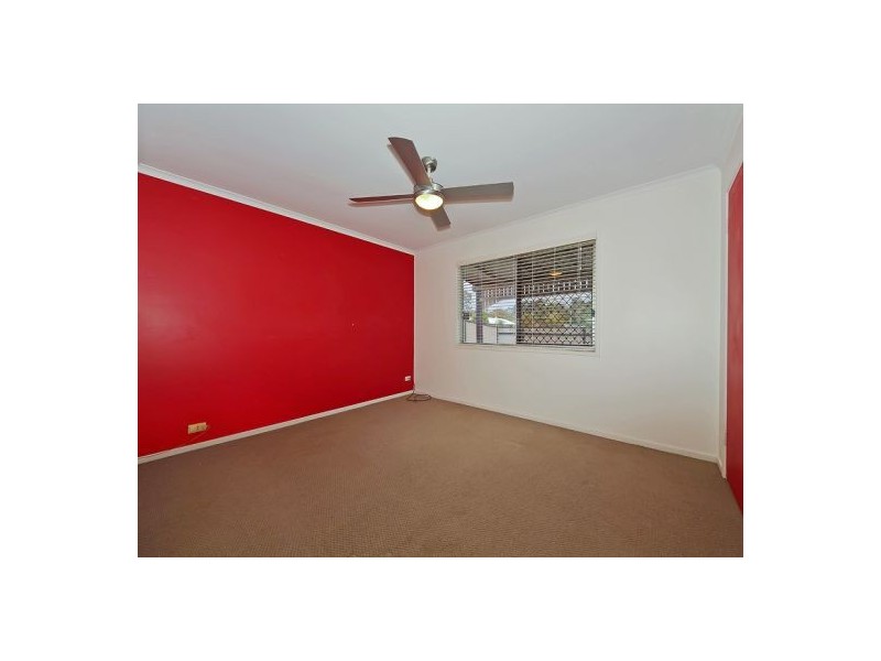 15 Christopher Ct, Eagleby QLD 4207