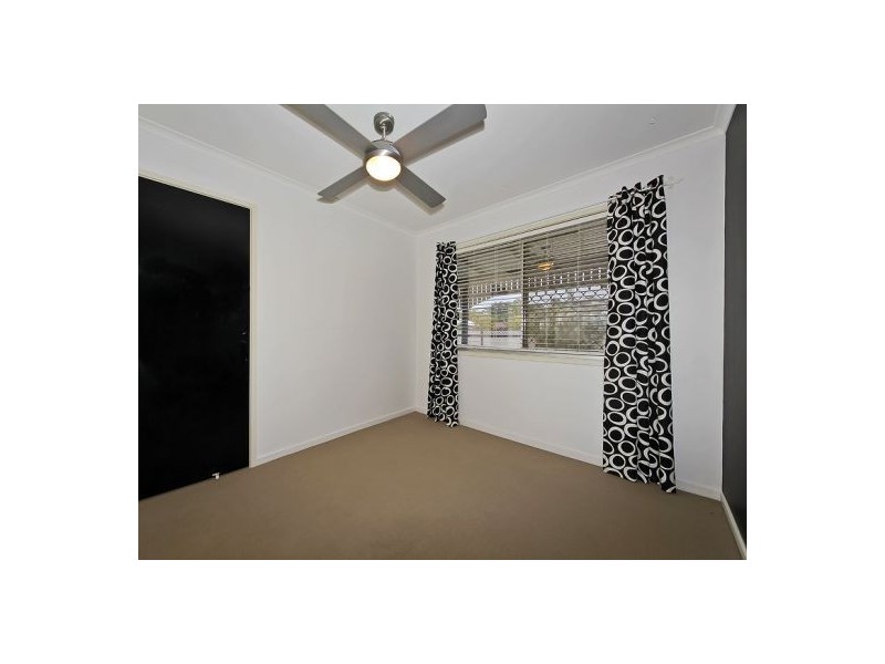 15 Christopher Ct, Eagleby QLD 4207