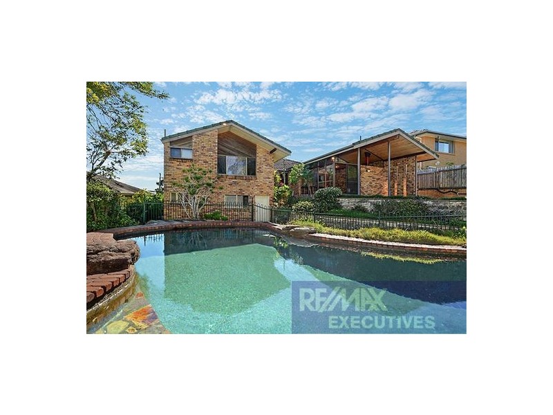 3 Kneale Street, Holland Park West QLD 4121