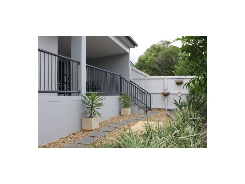 3/15 Rolle Street, Holland Park West QLD 4121