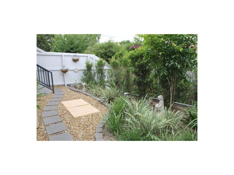 3/15 Rolle Street, Holland Park West QLD 4121