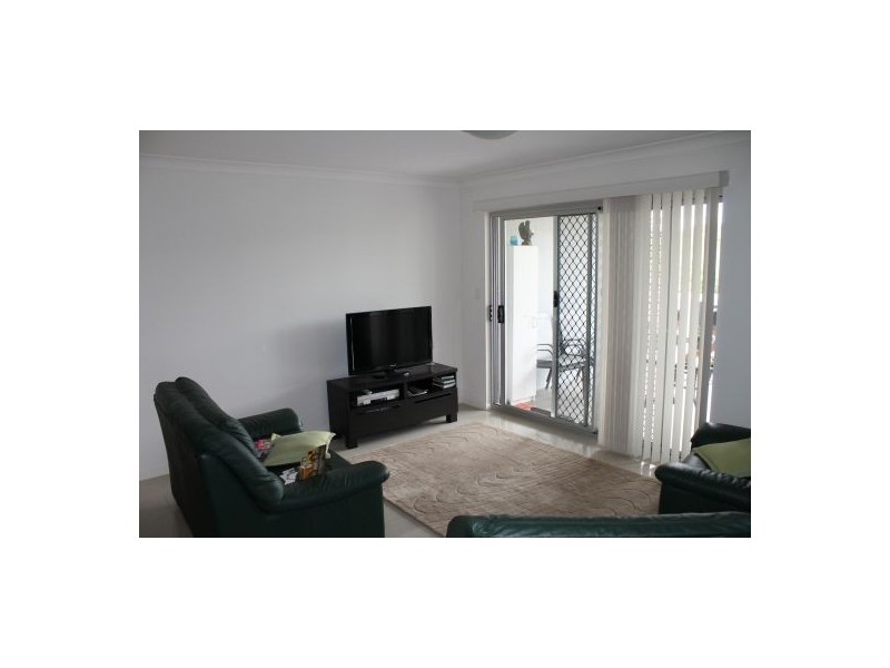 3/15 Rolle Street, Holland Park West QLD 4121