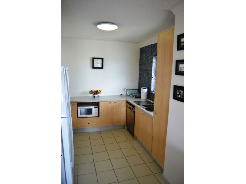 11/15 Kitchener Street, Coorparoo QLD 4151