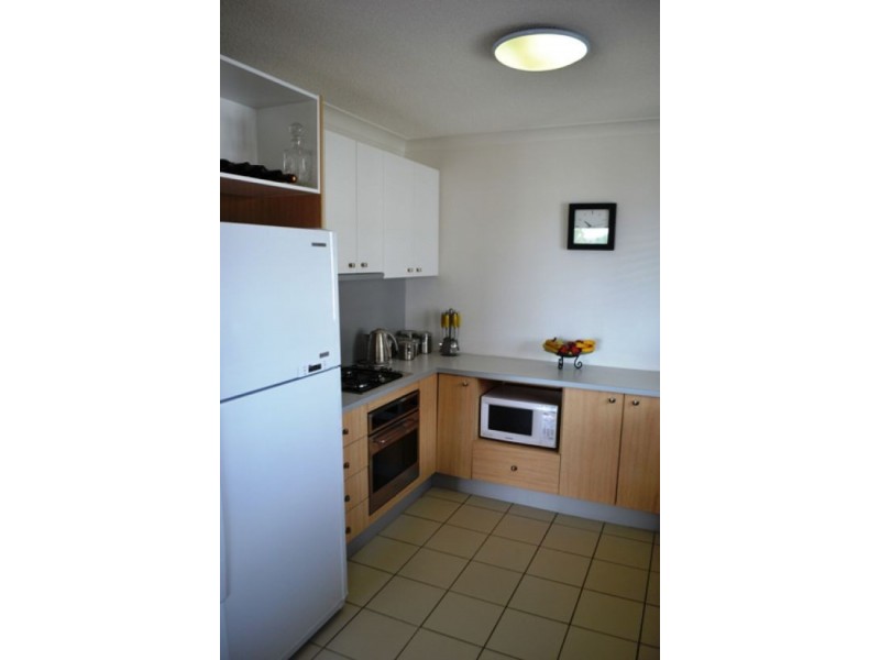 11/15 Kitchener Street, Coorparoo QLD 4151