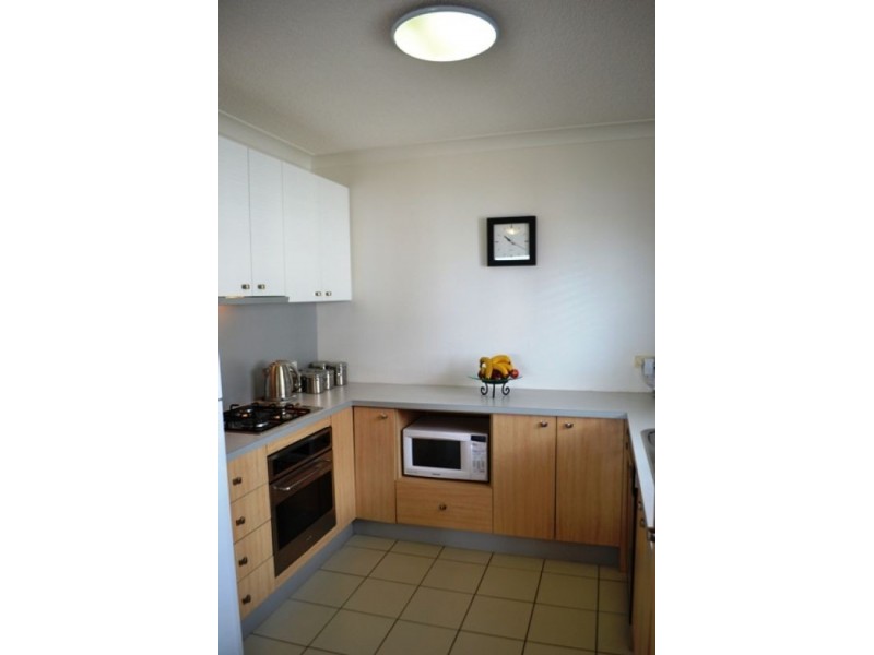 11/15 Kitchener Street, Coorparoo QLD 4151