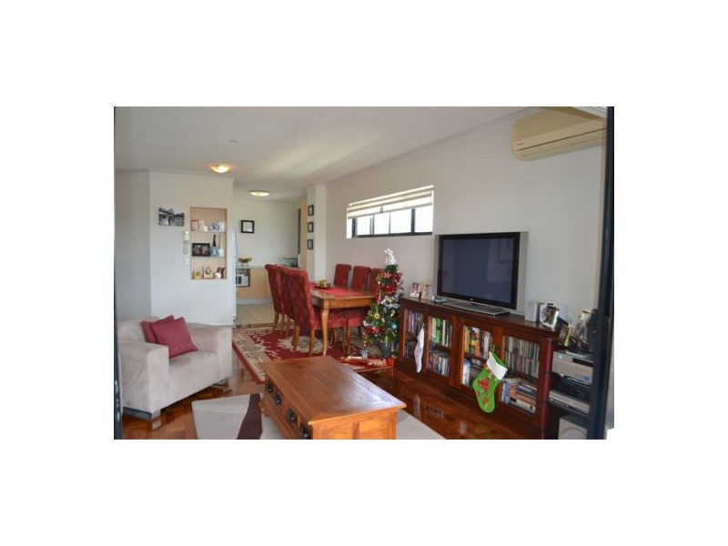 11/15 Kitchener Street, Coorparoo QLD 4151