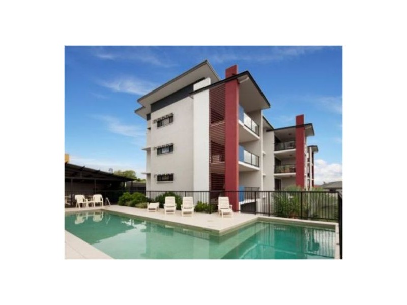 11/15 Kitchener Street, Coorparoo QLD 4151