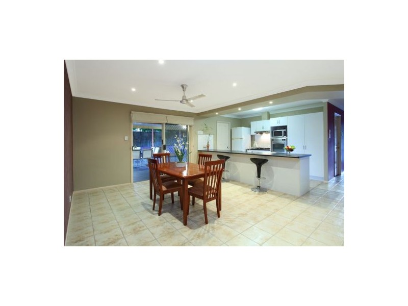 66 Lancaster Circuit, Stretton QLD 4116