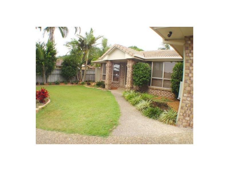 39 Yvonne Cr, Mount Warren Park QLD 4207
