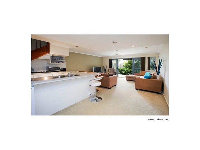 8/17 Fairlawn Street, Nathan QLD 4111