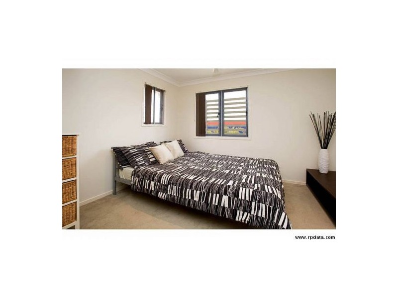 8/17 Fairlawn Street, Nathan QLD 4111