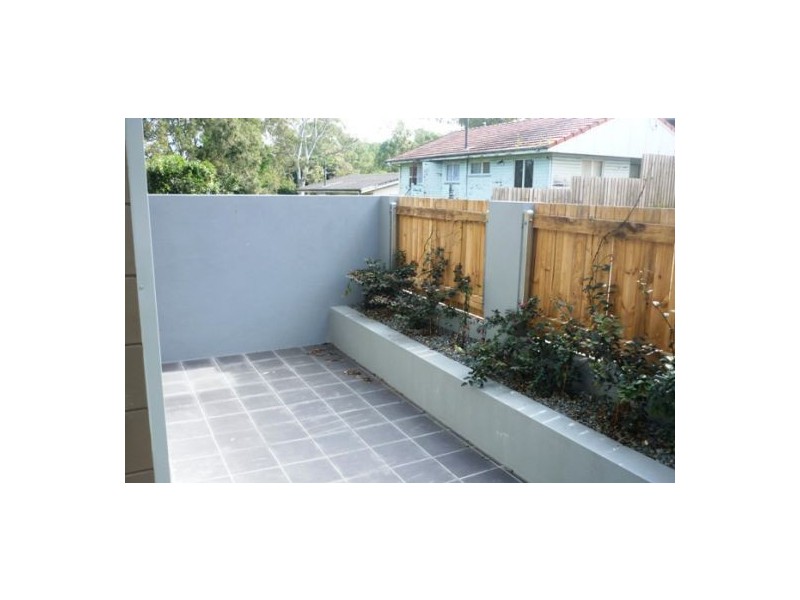 13/108 Nicholson Street, Greenslopes QLD 4120