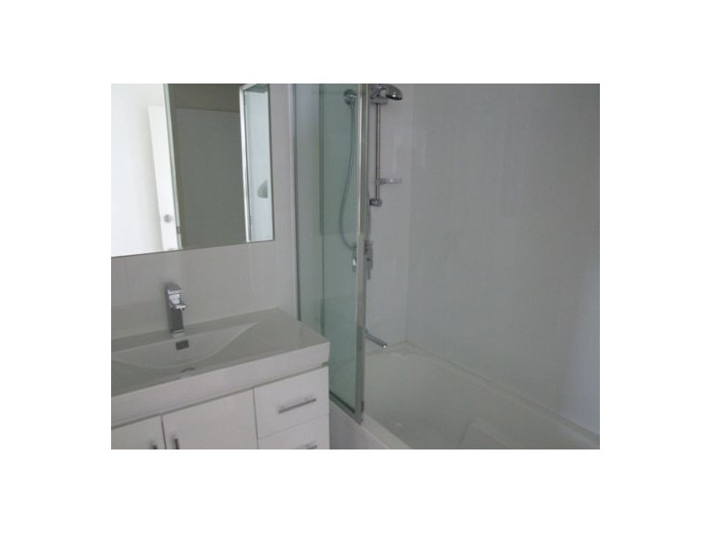 2-372 Wynnum Road, Norman Park QLD 4170