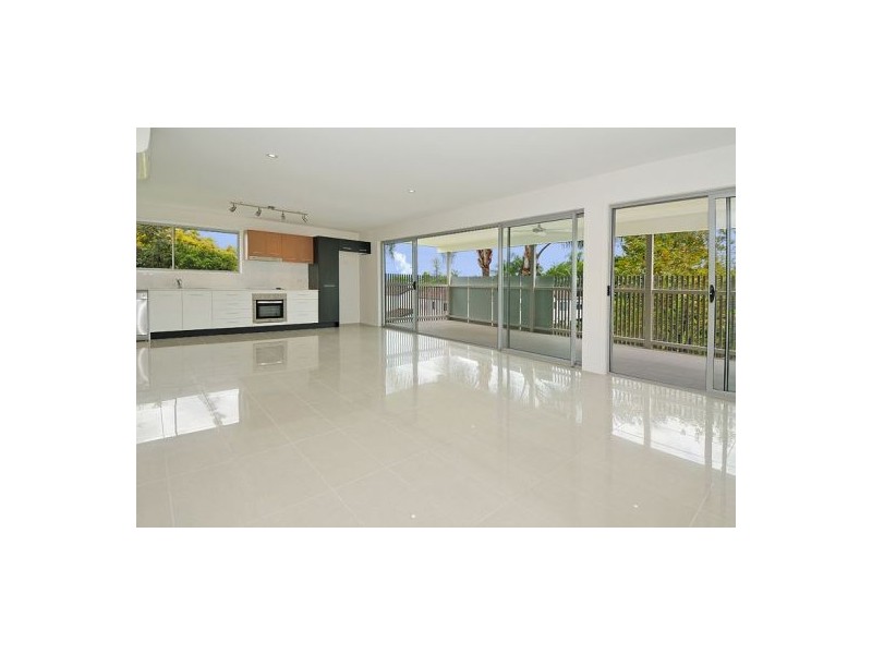 7 / 288 Riding Road, Balmoral QLD 4171