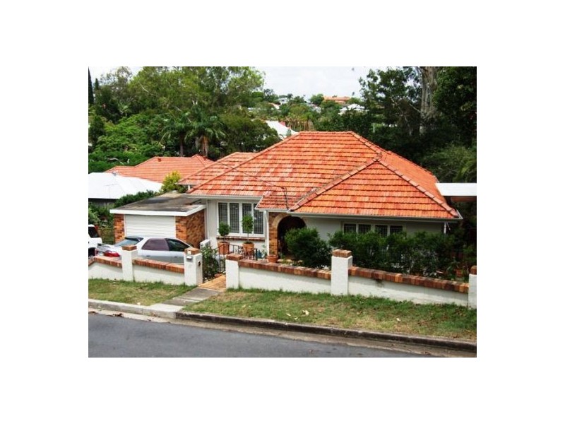 11 Eastwell Street, Coorparoo QLD 4151